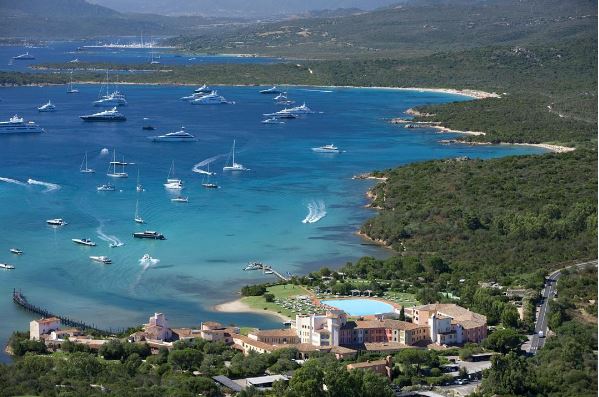 Spiaggia Cala di Volpe (Sardegna)
