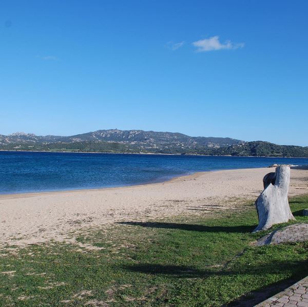 Spiaggia La Conia (fronte ristorante)