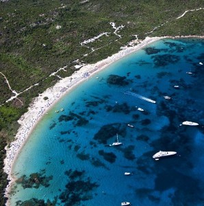 Spiaggia Liscia Ruja