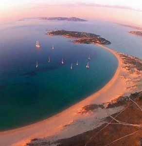 Spiaggia dell'Isola dei Gabbiani (Porto Pollo)