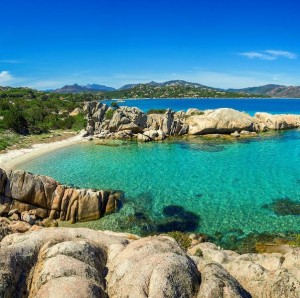 Spiaggia di Cala delle Vacche (Monte Petrosu)