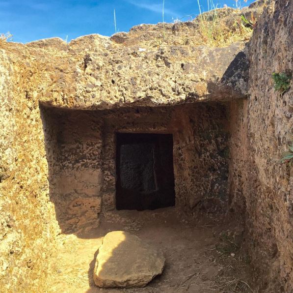 Necropoli Anghelu Ruju (Alghero) Necropoli Anghelu Ruju (Alghero)