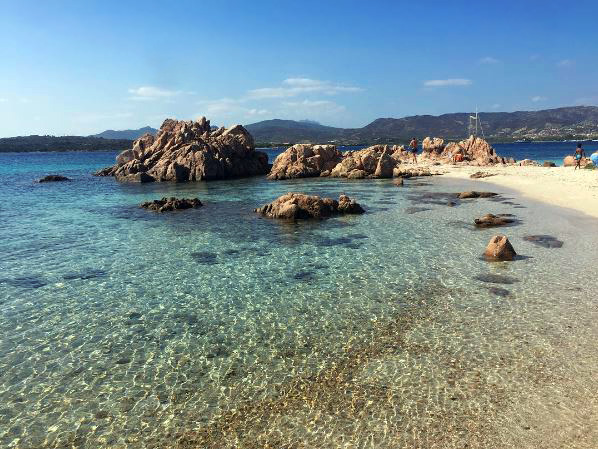 Spiaggetta dell’isola Piana (Porto San Paolo) Spiaggetta dell'isola Piana (Porto San Paolo)