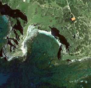 Spiaggia Punta Li Nibaru